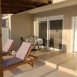 Villa Lila's Maisonette With Private Pool
