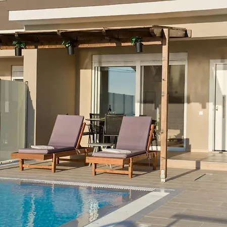 Lila's Maisonette With Private Pool Nerotriviá