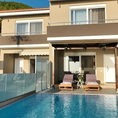 فيلة Lila's Maisonette With Private Pool Nerotriviá